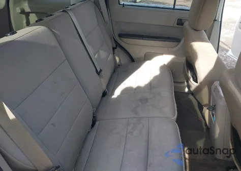 2012 Ford Escape Xlt z USA, uszkodzony, nr VIN 1FMCU0D77CKA76974